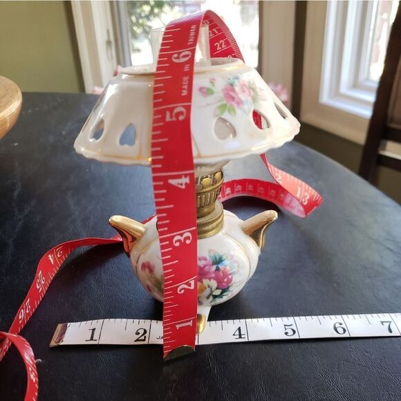 Mid Century Cabbage Rose Mini Oil Lamp - Picture 5 of 6